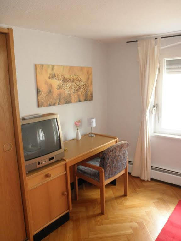 Pension Holzgarten Regensburg Dış mekan fotoğraf